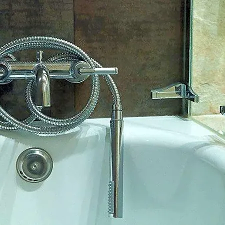 Puerta Gamboa Hotel 2*