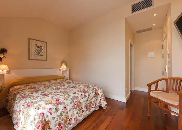 Puerta Gamboa 2* Comarca de Vigo